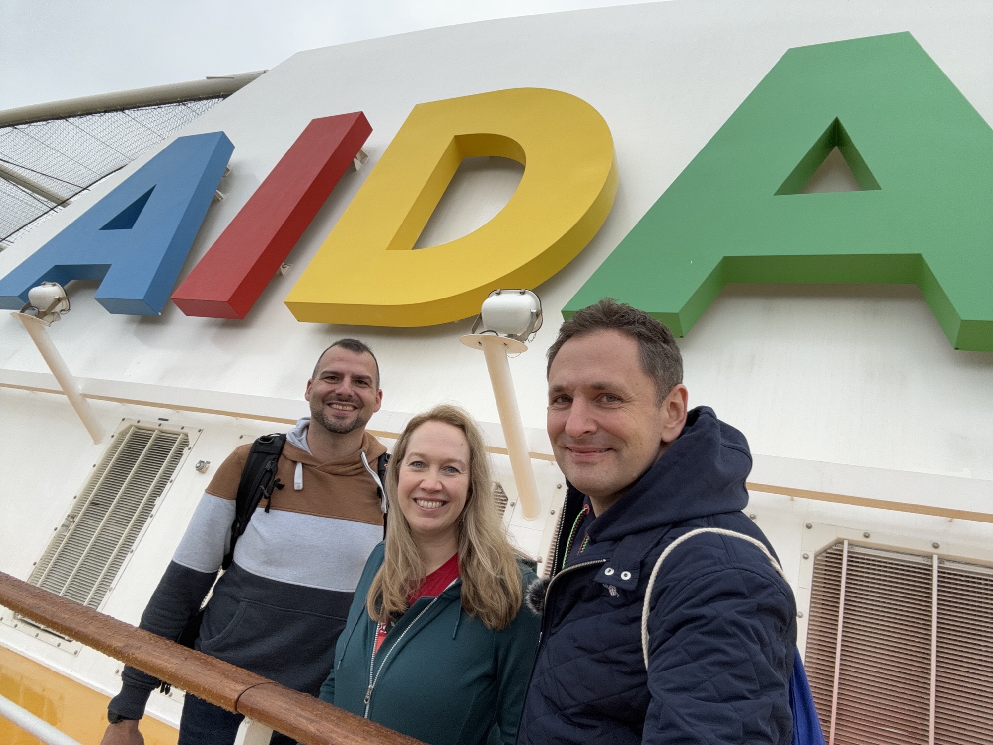  Michael und Barbara machen die Weltreise 2023/24 mit AIDAsol.  